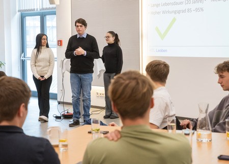 HTL Leoben Patenschaft mit Hackathon & F&E Projektaufgaben