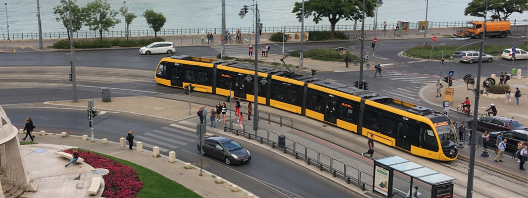grooved rail tram