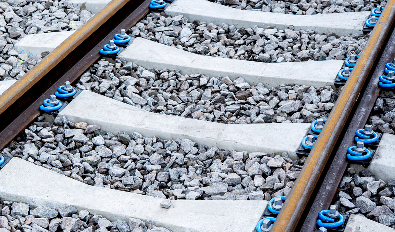 track systems voestalpine